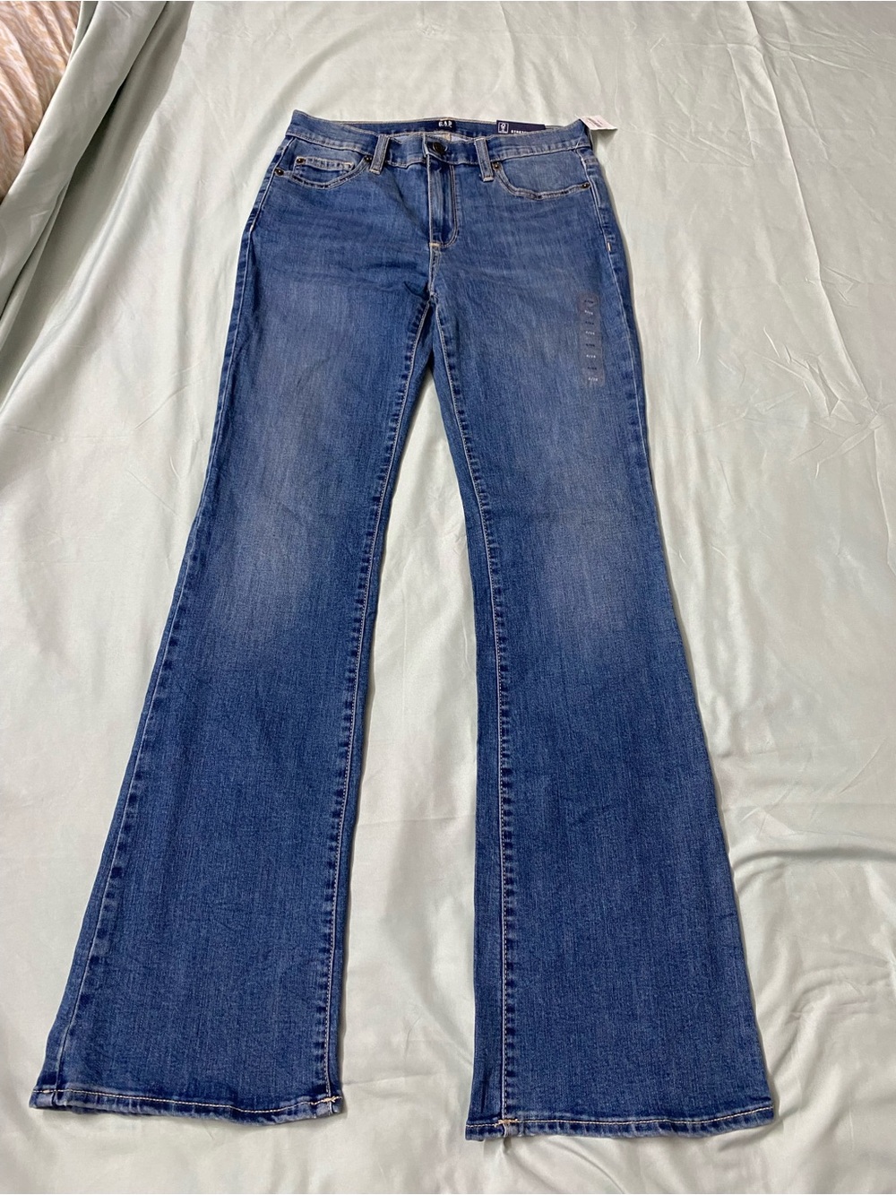 NWT GAP Denim Mid-Rise Flare Jeans Hippie Chic‎ Retro Size 6/28